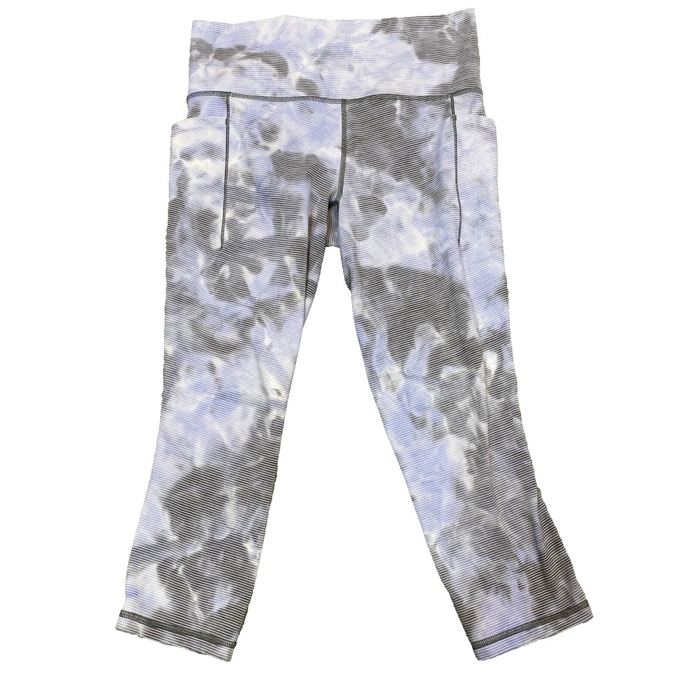 Athleta Capri M Textured Salutation Stash Pocket II Yoga Fitness Active Pants‎